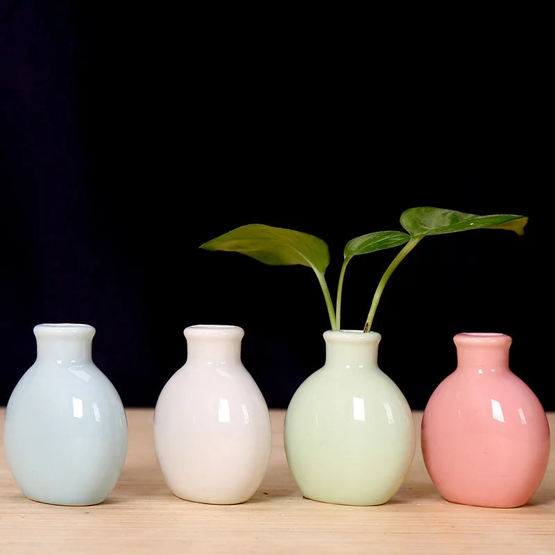 vases table bleu clair blanc vert pastel rose poterie minimaliste