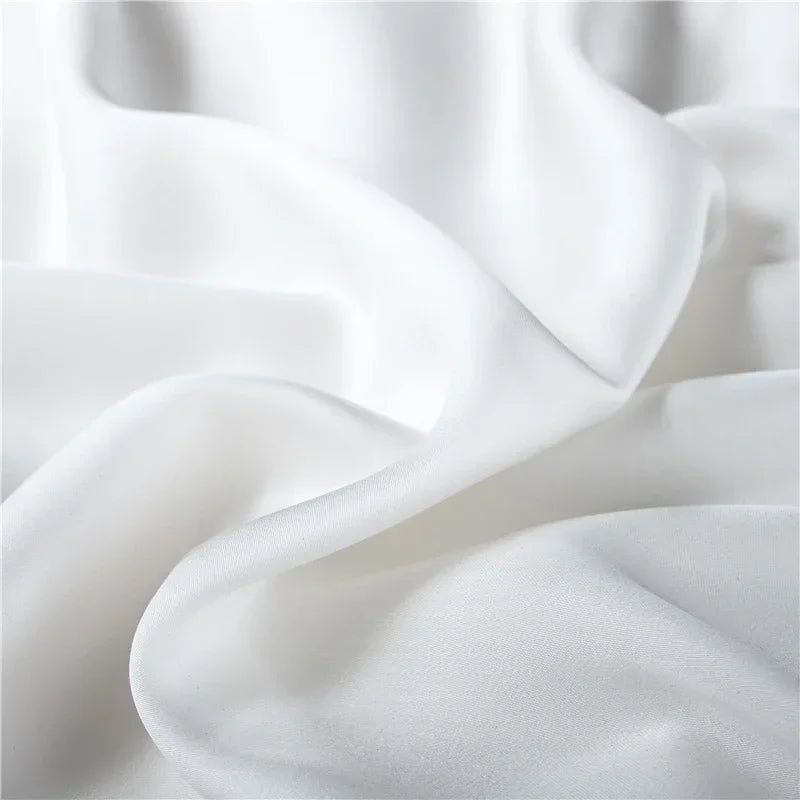 Détail du tissage soyeux de la housse de couette