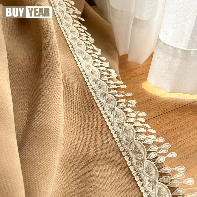 rideau moderne polyester beige clair foncé dentelle blanche opacité élégant français moderne maison