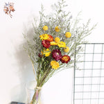 bouquet fleurs séchées boule dorée gypsophile eucalyptus feuilles naturel rustique décoration maison anniversaire wedding
