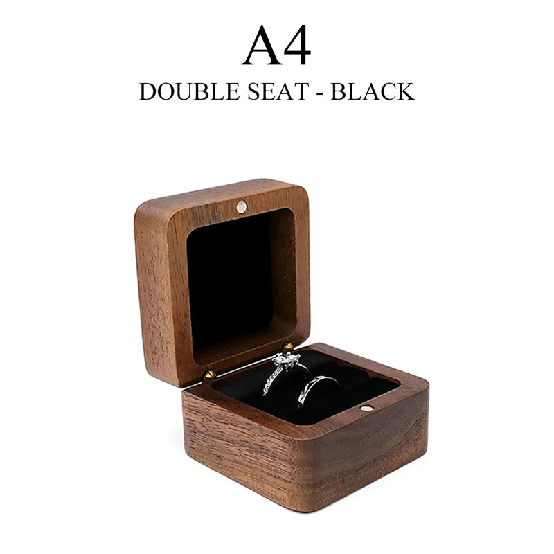 boîtes bijoux marron foncé bois naturel classique dorés coussin blanc rangement bagues boucles d'oreilles
