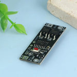 circuits electroniques integres noir composants transistors led boutons rouges standard hc90n03m r1 r2 c1