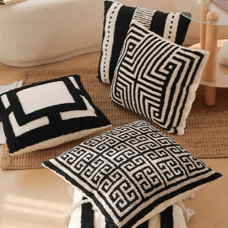 housse coussin carré géométrique noir blanc boho chic franges adhésif décoratif canapé chaise maison