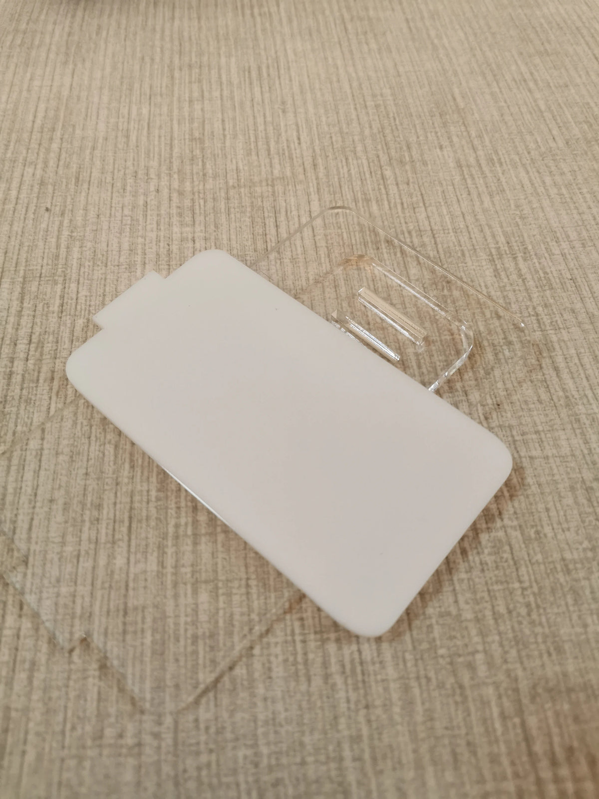 cube exposition acrylique mat support rangement accessoires collection objet déco carré transparent réutilisable