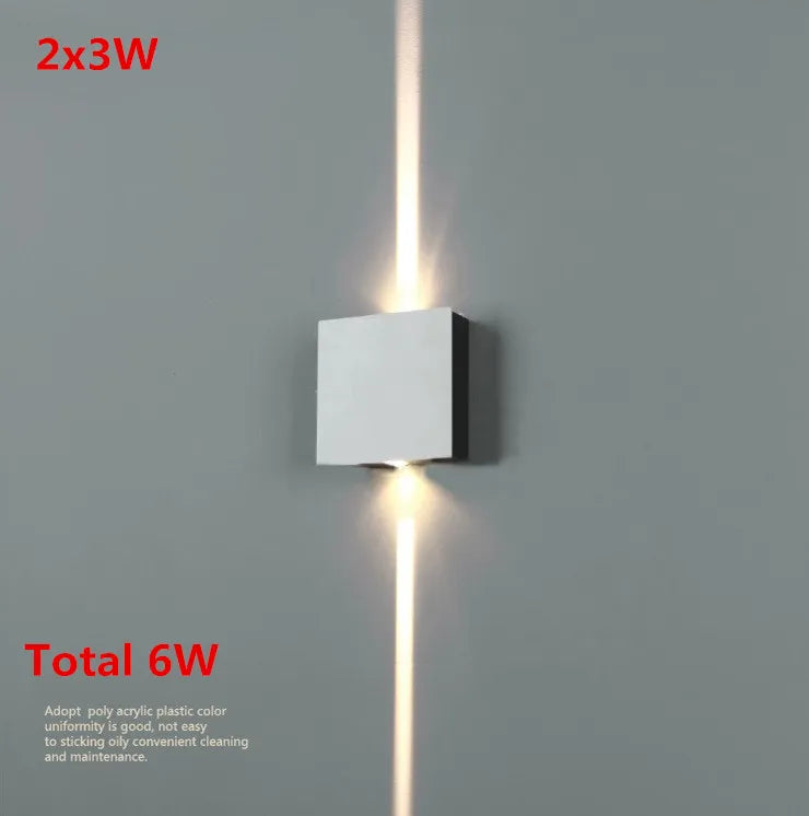 applique murale led moderne blanc noir fixee mur contemporaine carrée sources lumineuses