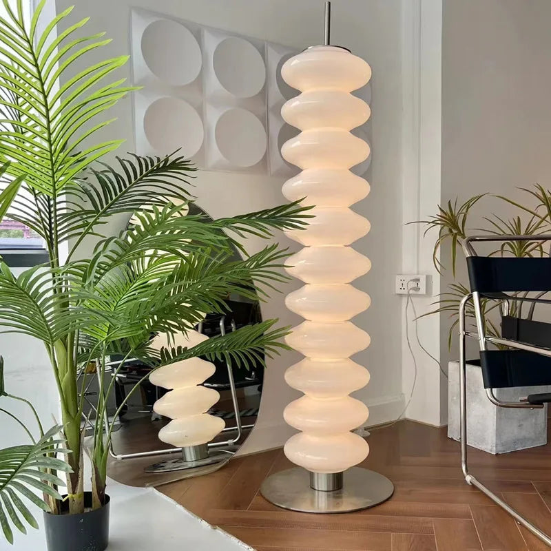 lampe sol moderne blanc base métallique éclairage puissant led directionnelle