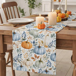 nappe automnale citrouilles feuilles mortes rustique motif peint main blanc orange bleu marron festive