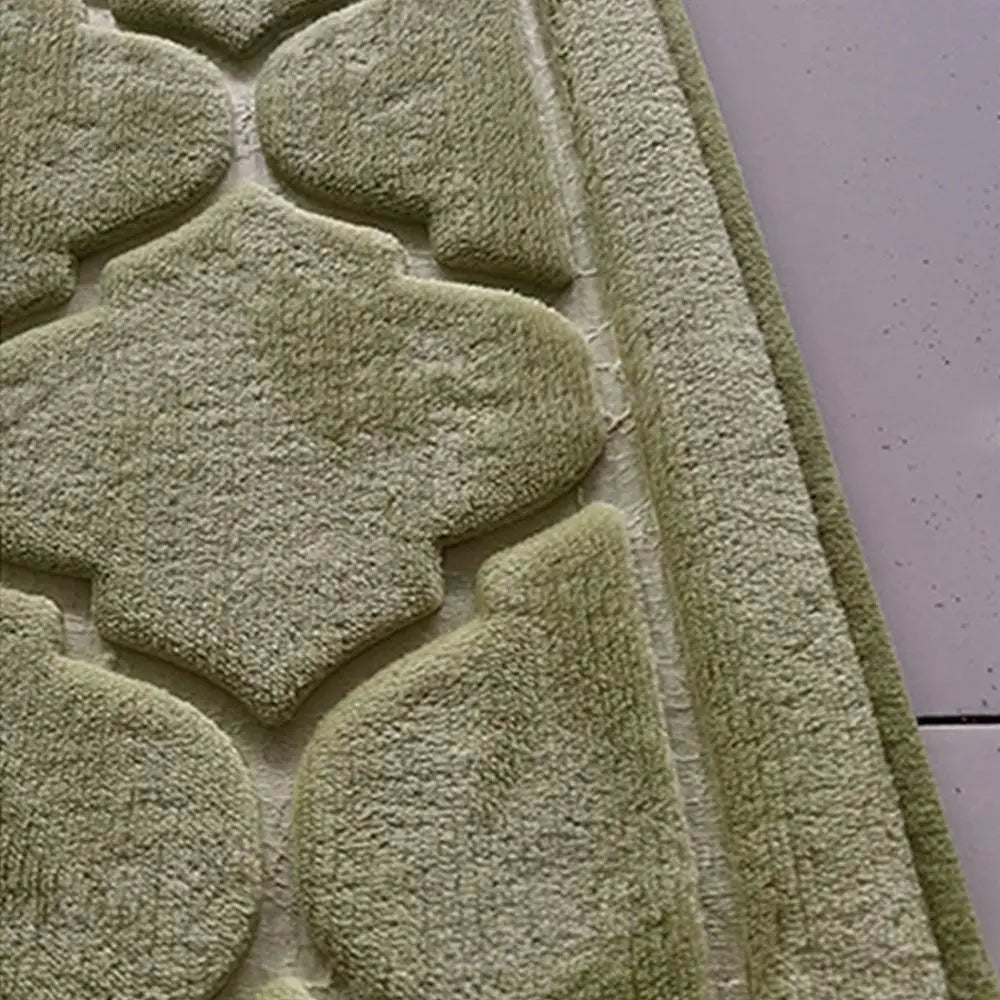 tapis géométrique moderne élégant vert clair bleu marine rouge rose gris clair franges dorées