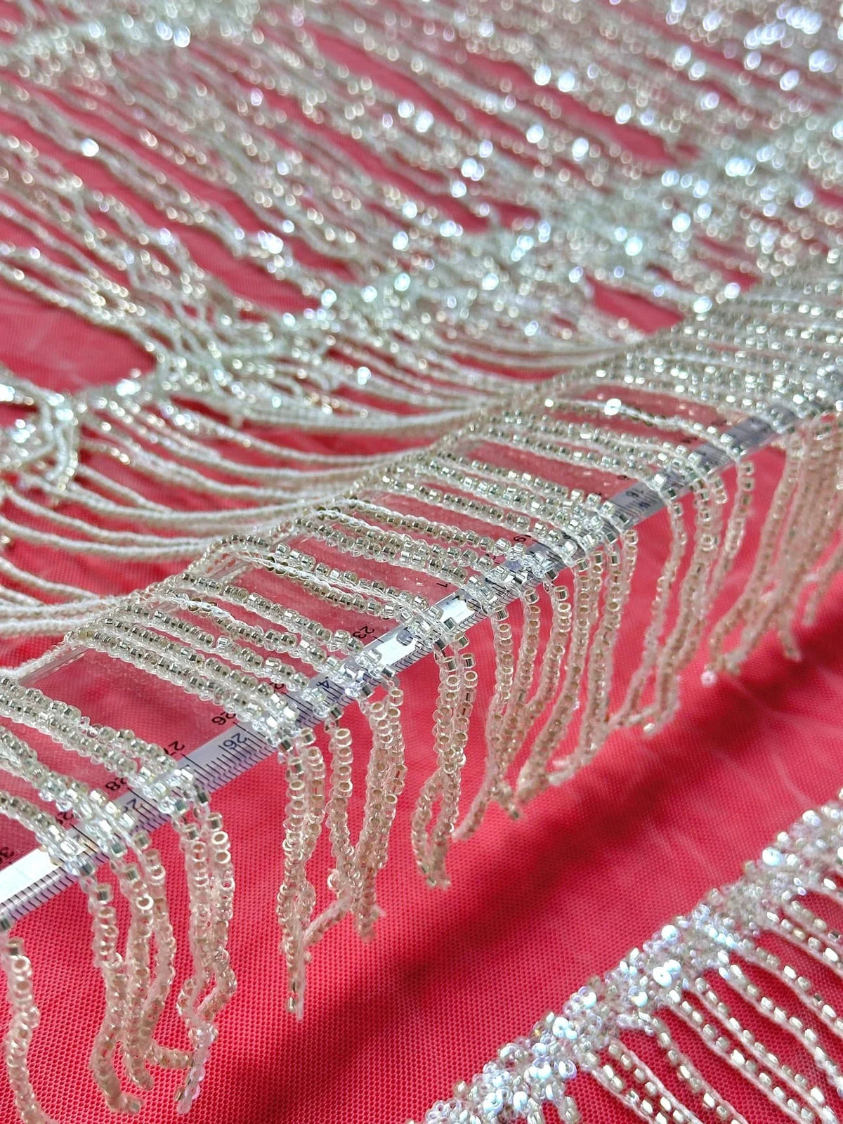 ruban décoratif dentelle franges mariage élégant festif rouge rose doré bordeaux gris noir