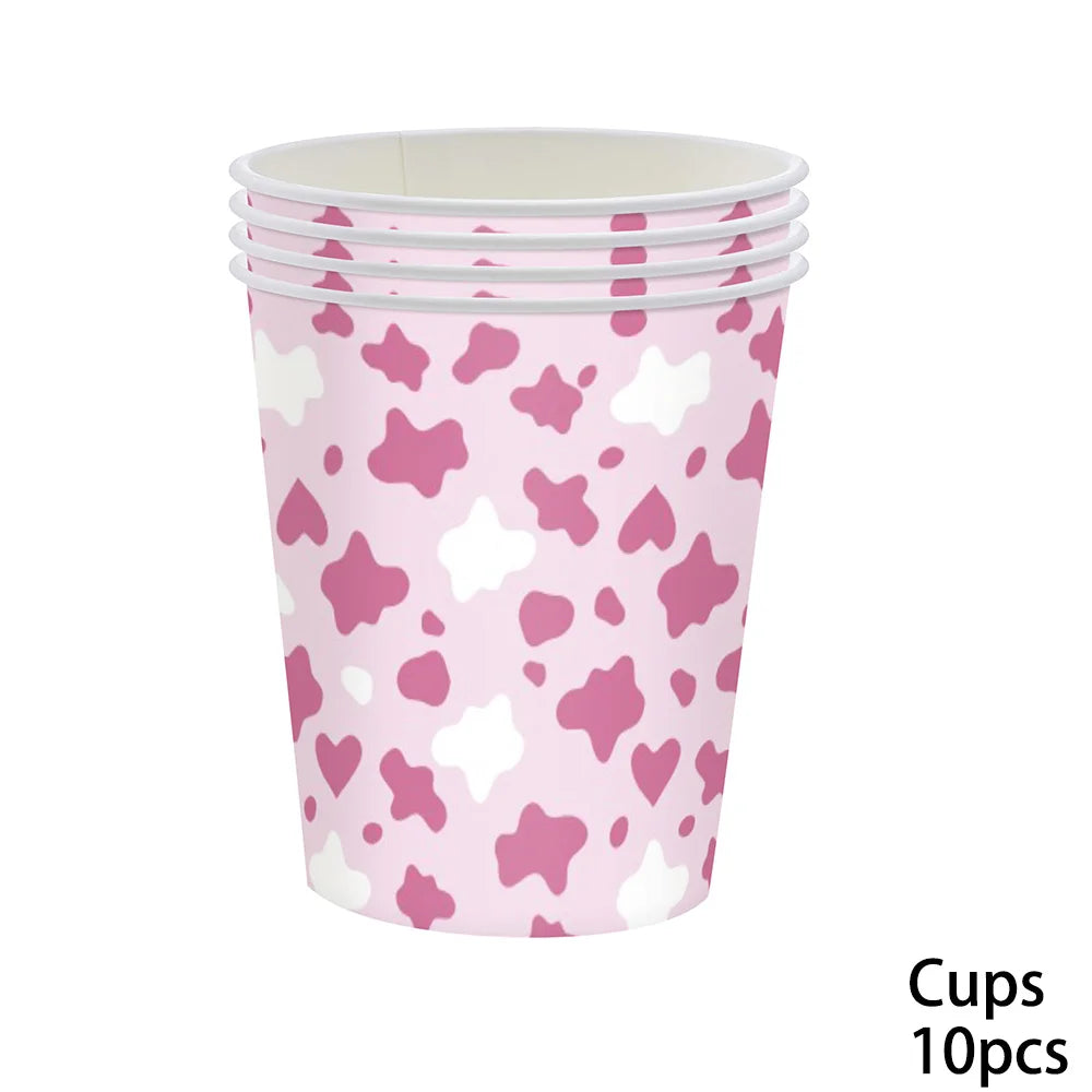 assiettes jetables vache rose anniversaire coeurs happy birthday serviettes fourchettes gobelets guirlande thème vache