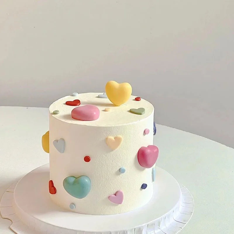 faux gâteau décoratif plastique anniversaire mariage fête décoration table centre pièce fleurs coeurs rubans