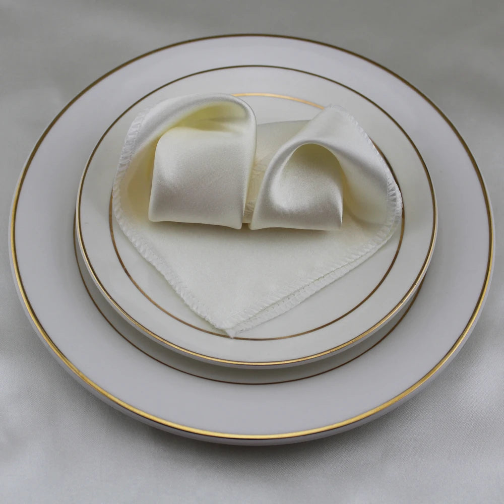 serviette table satin pliée forme coeur mariage décoration fête