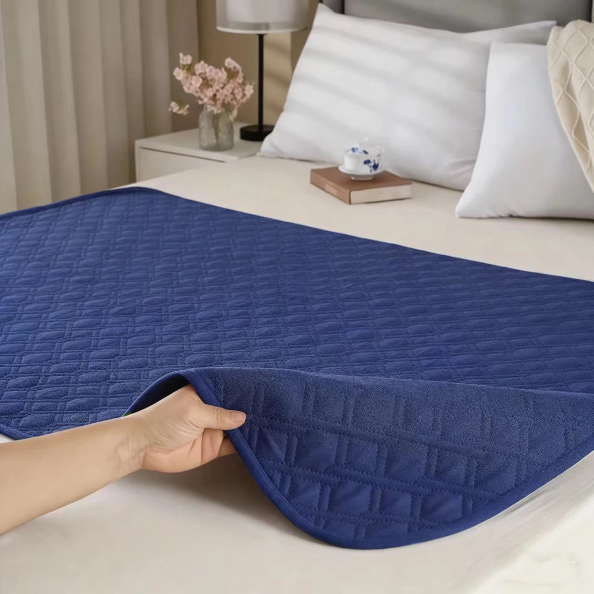 protège matelas imperméable bleu marine quilté moderne microfibre tpu coton bambou résistant absorption lavable
