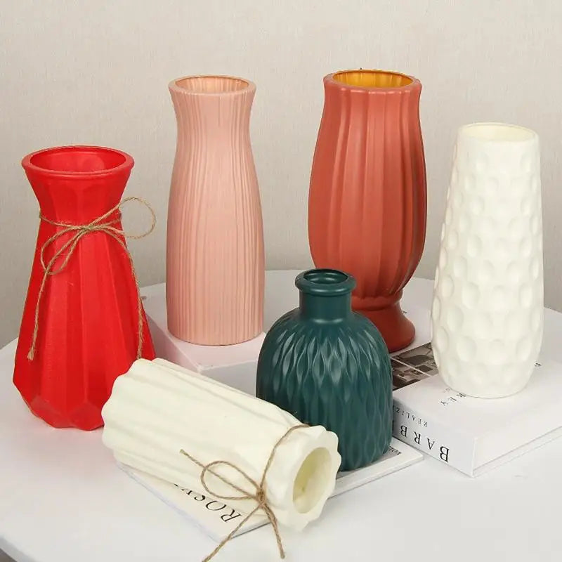 vases modernes texturés couleurs blanc vert rouge rose orange décoration intérieure extérieure minimaliste