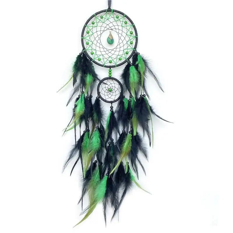 attrape rêves traditionnels plumes cercles concentriques rouge noir bleu vert orange violet rose