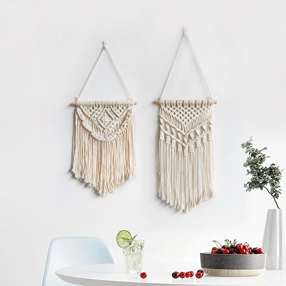 tapisserie macramé bohème beige clair motifs géométriques franges opaques décorative art murale