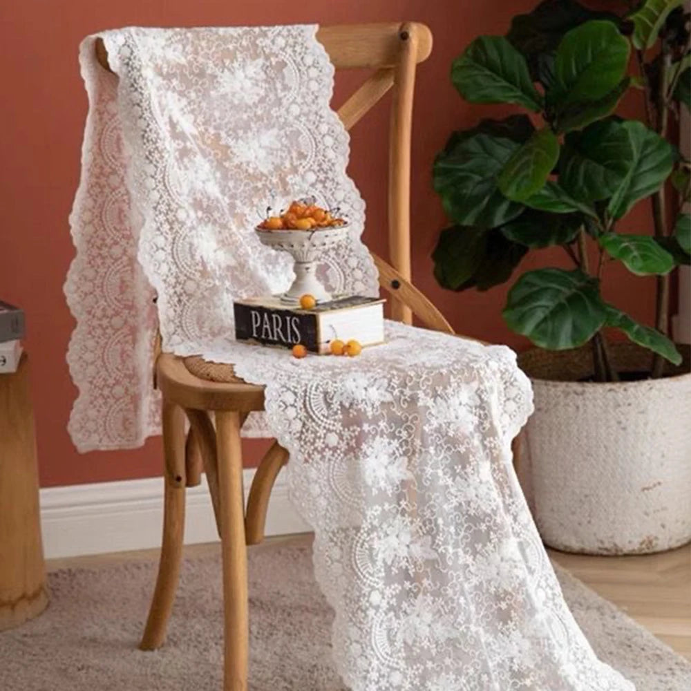 serviette table blanche broderie florale vintage coton décoration mariage thé