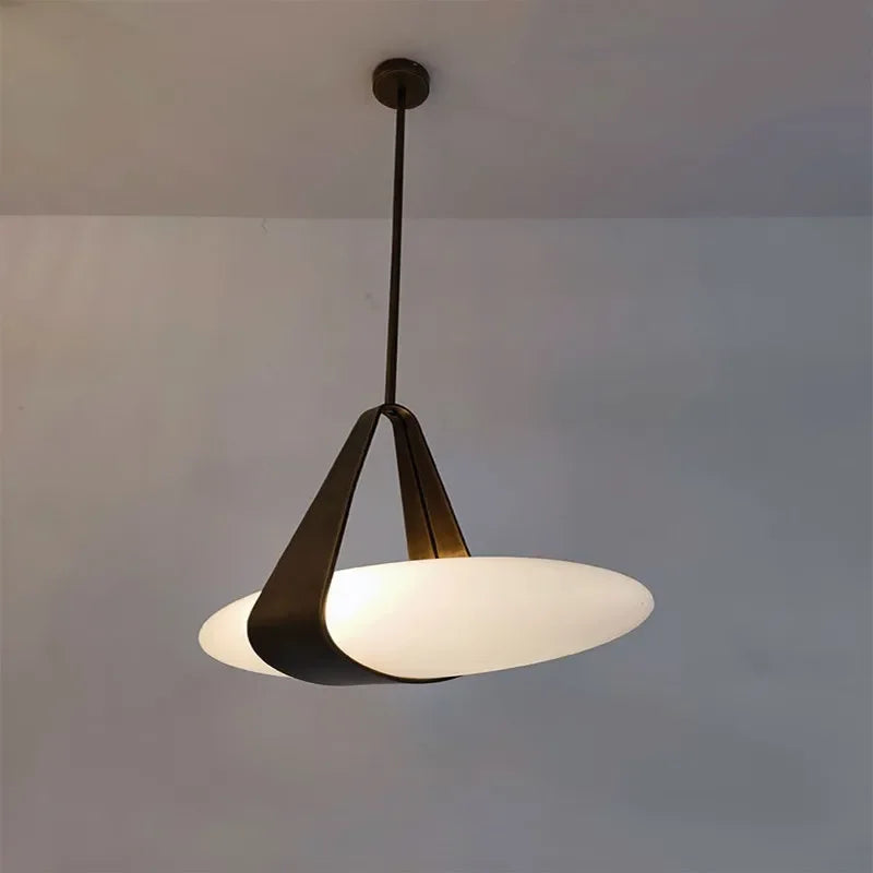 suspension lumineuse contemporaine pierre verre motif organique blanc doré fixation câbles 90 260V