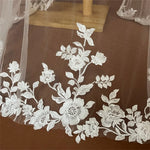 voile mariée blanc broderie florale classique cathédrale dentelle translucide femme