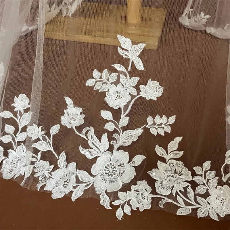 voile mariée blanc broderie florale classique cathédrale dentelle translucide femme