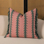 housses coussins carrées jacquard géométriques coton linge adhésives boho chic rouges blanches vertes maison