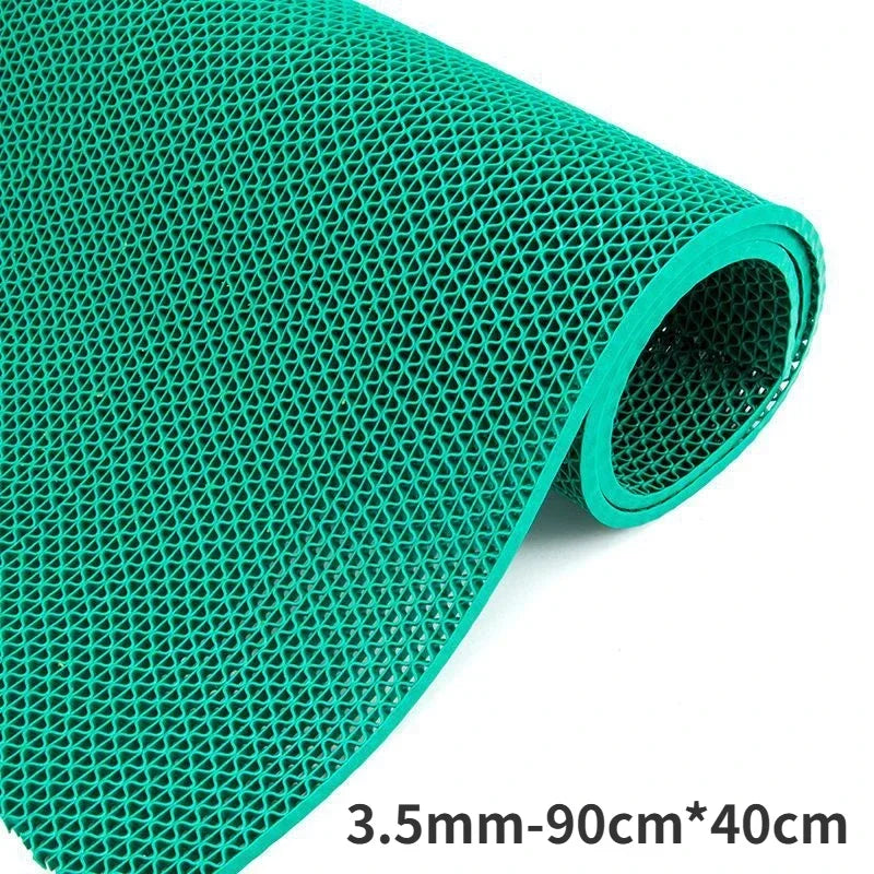 tapis sol moderne gris rouge vert motif triangles pvc antidérapant salle bains cuisine