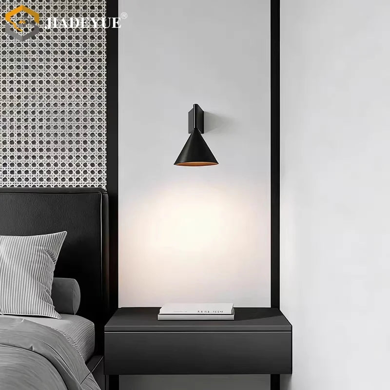 lampe murale moderne minimaliste argentée noire led mur fixée contemporain