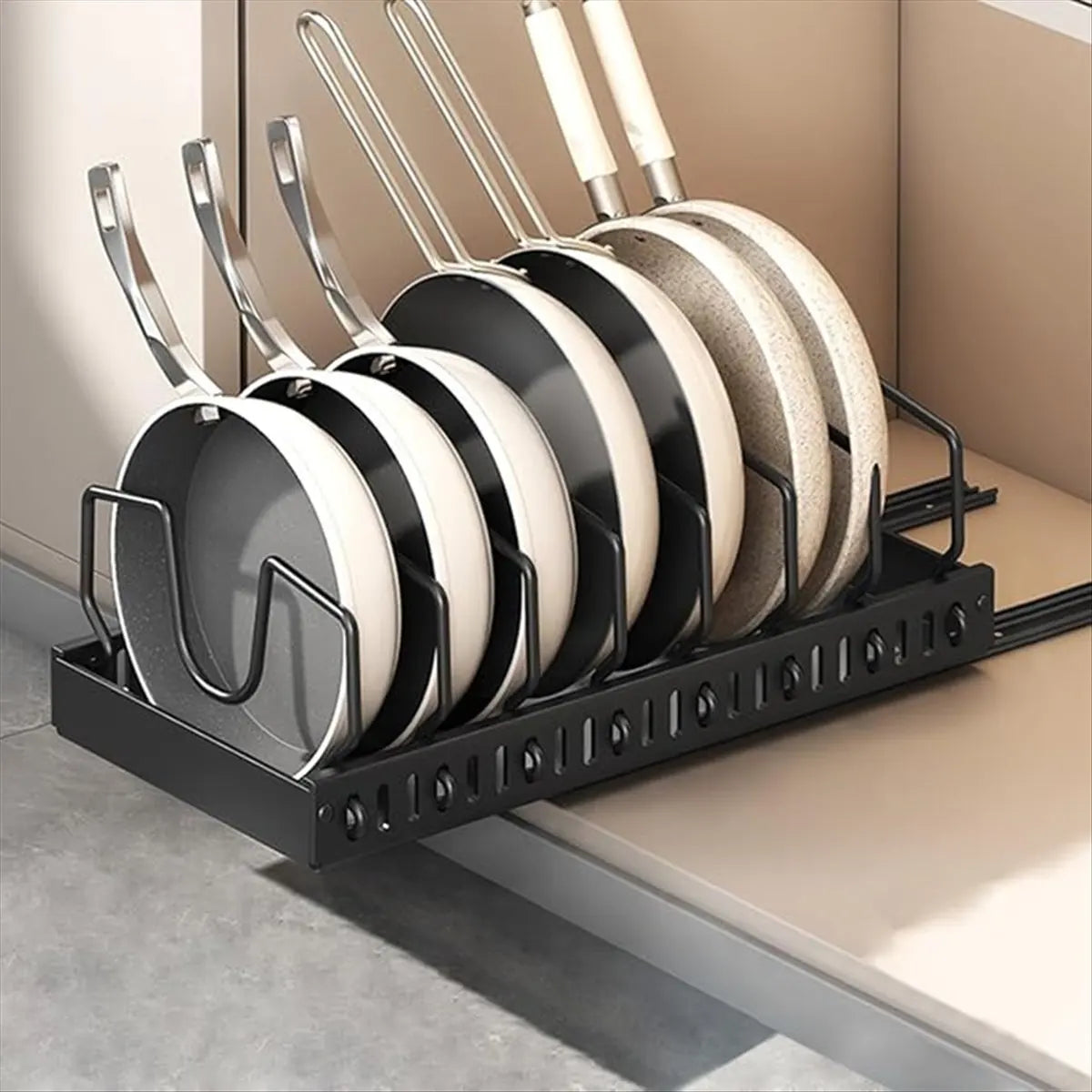 support cuisine noir rangement coulissant casseroles poêles moderne élégant robuste durable pratique