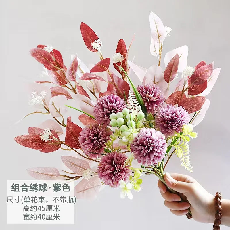 bouquet artificiel moderne fleurs boules feuilles vertes bleu blanc rouge