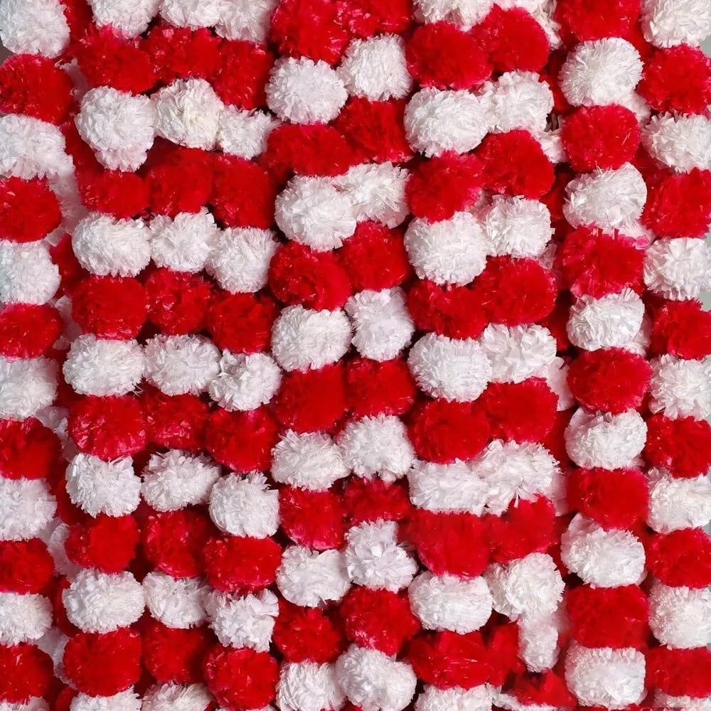 guirlande artificielle rouge jaune décoration événement festive boules pompons rubans décoratifs opaques sans filtres