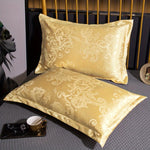protège oreiller classique fleurs bleu marine beige broderie polyester lit chambre coucher couple deco