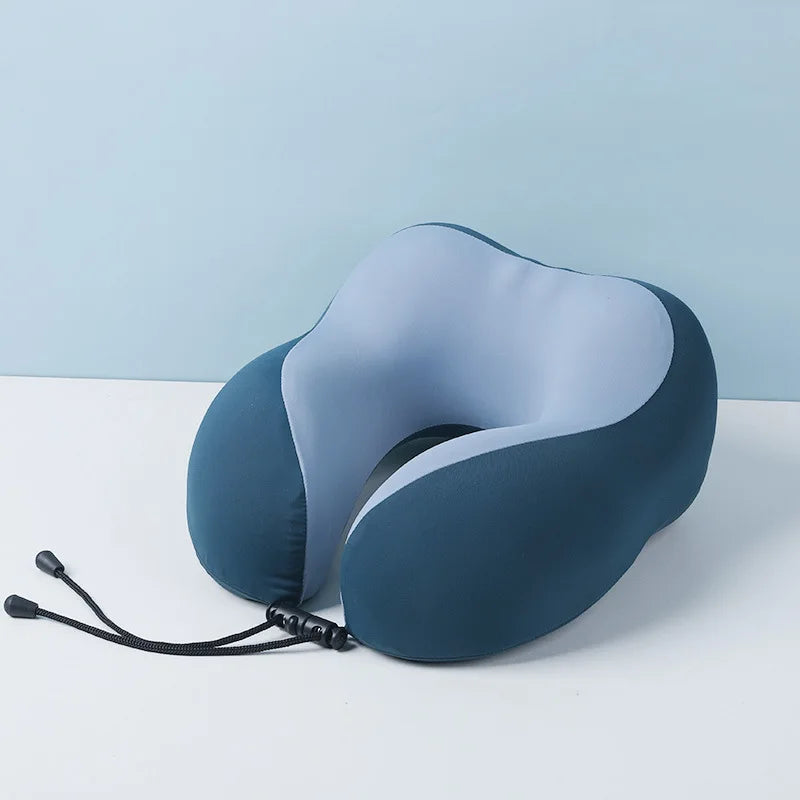 coussin cou gris bleu clair texture douce ergonomique amovible lavable étui cordon serrage