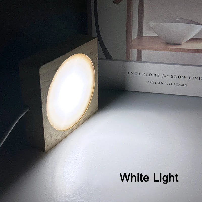 veilleuse led moderne base carrée bois naturel 10 cm câble usb interrupteur lumière blanche