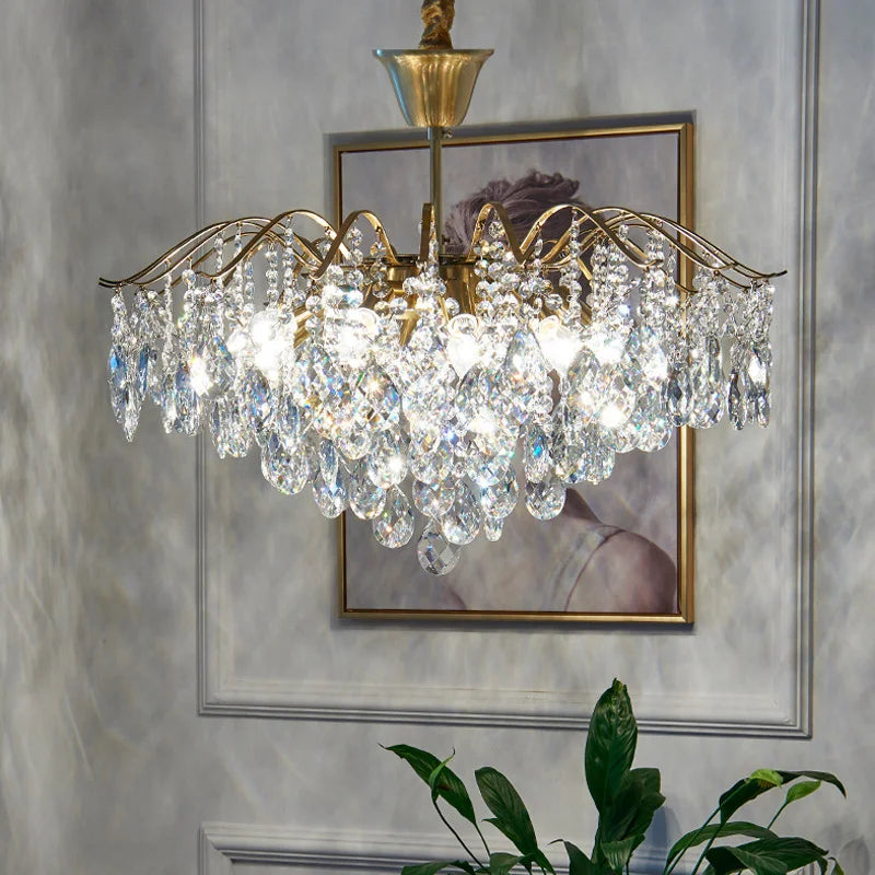 lustre suspension cristal transparent doré lumières classique élégant salon chambre