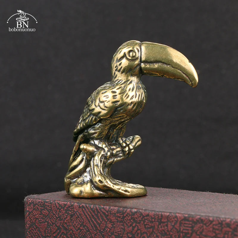statue oiseau ara jaune doré plumes détaillées art asiatique décor maison 58g 4.6cm haute