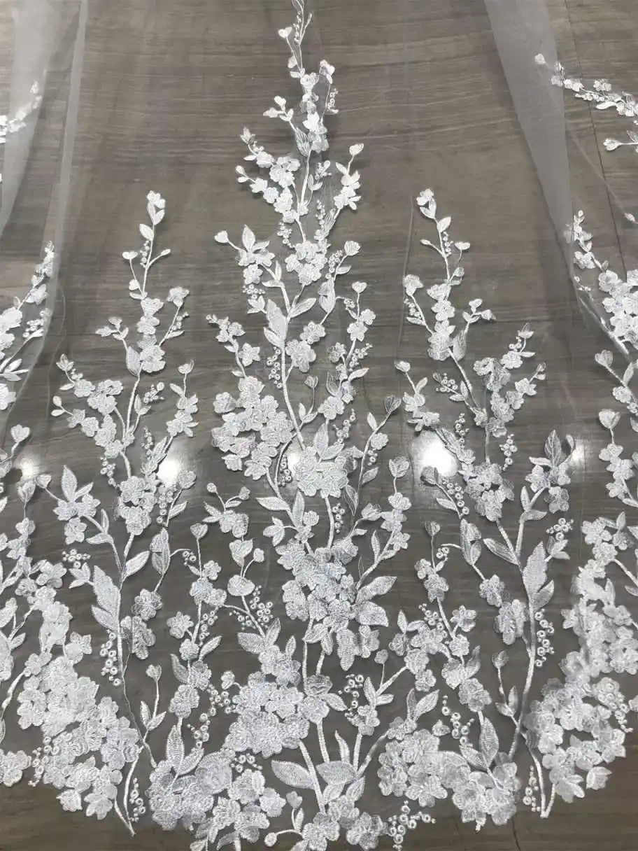 voile mariée blanc broderie florale transparente classique longueur cathédrale shoulder elbow waist hip