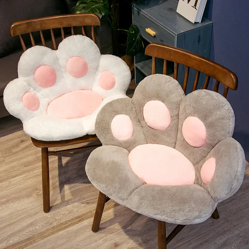 coussin patte chat peluche doux gris rose enfants lit décoration moderne intérieur