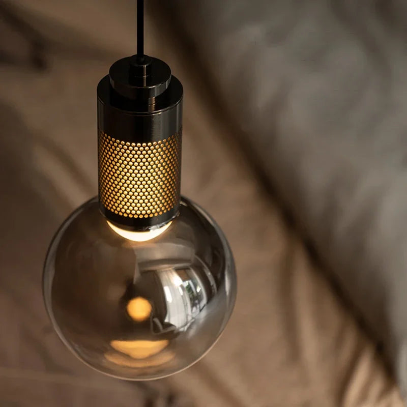 lampe suspendue moderne industrielle verre transparent noir doré maille dorée 2700k 5700k