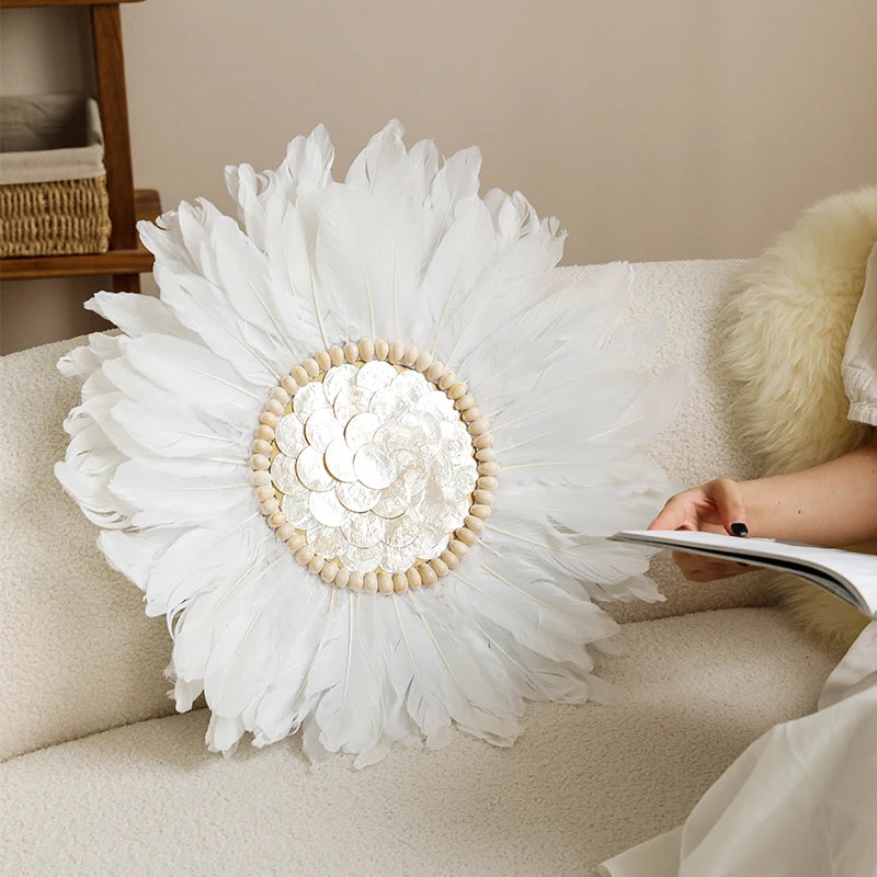 coquillages naturels plumes deco boho chic coussin blanc decoration murale élégante