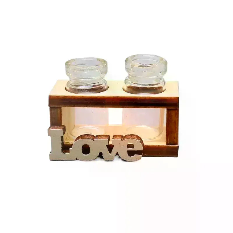 vases verre transparents fleurs artificielles étagères bois décor miniatures maison poupée éléments rustiques