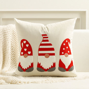 housses coussins noël gnomes flocons brodés texture duveteuse carrées polyester coton pompons festive decoration