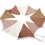 drapeaux triangulaires coton blanc beige rose vert marron plissés décoratifs rustiques fixations