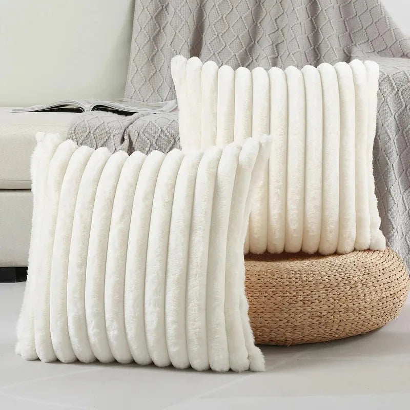 housse coussin carrée fausse fourrure polyester coton rayures horizontales teint uni beige gris rose