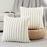 housse coussin carrée fausse fourrure polyester coton rayures horizontales teint uni beige gris rose