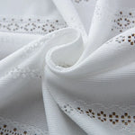 rideau blanc brodé motifs géométriques semi transparent moderne élégant fenêtre française blackout polyester