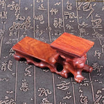 support table bois sculpté artisanal marron foncé miniatures collections décoration