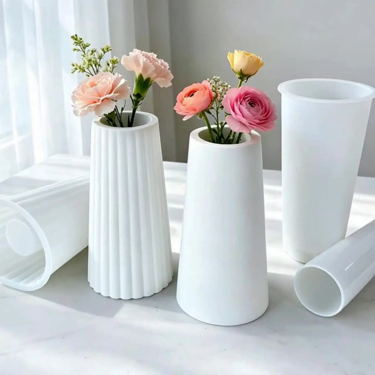 moule silicone vase artisanal décoration intérieure fleurs séchées plâtre motifs circulaires modernes minimalistes