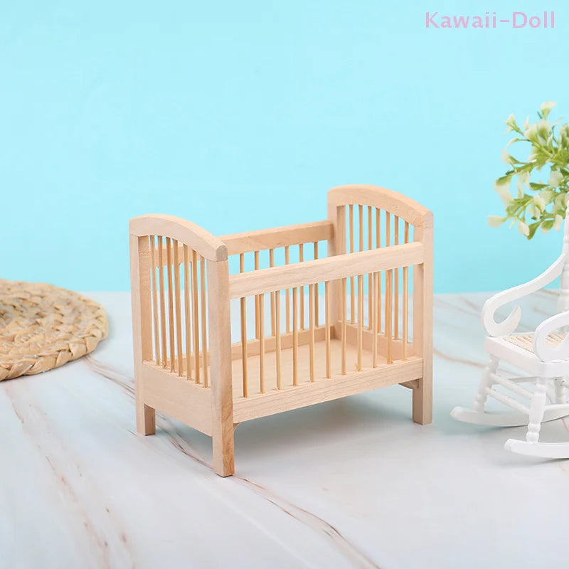 berceau miniature bois naturel clair moderne minimaliste enfant décoration chambre fantaisie