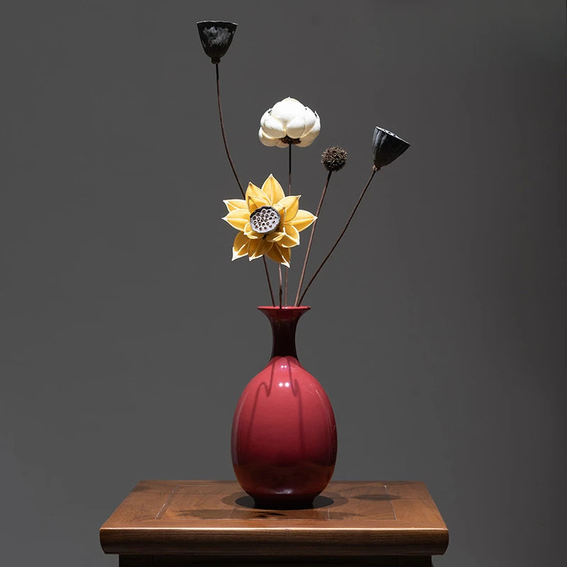 vase moderne céramique rouge uni décoration intérieure salon art contemporain