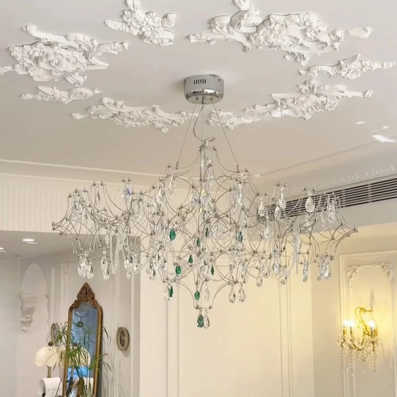 lustre cristal transparent argenté classique branches lumineuses chambre salon